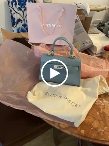 Customer video review of The Kate Bag