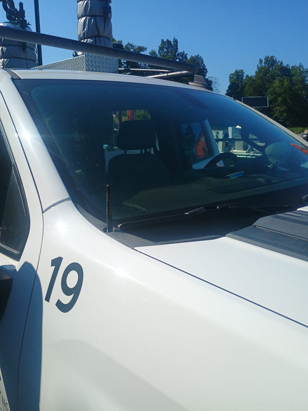 Customer photo review of 80Eighty® Carbon Antenna