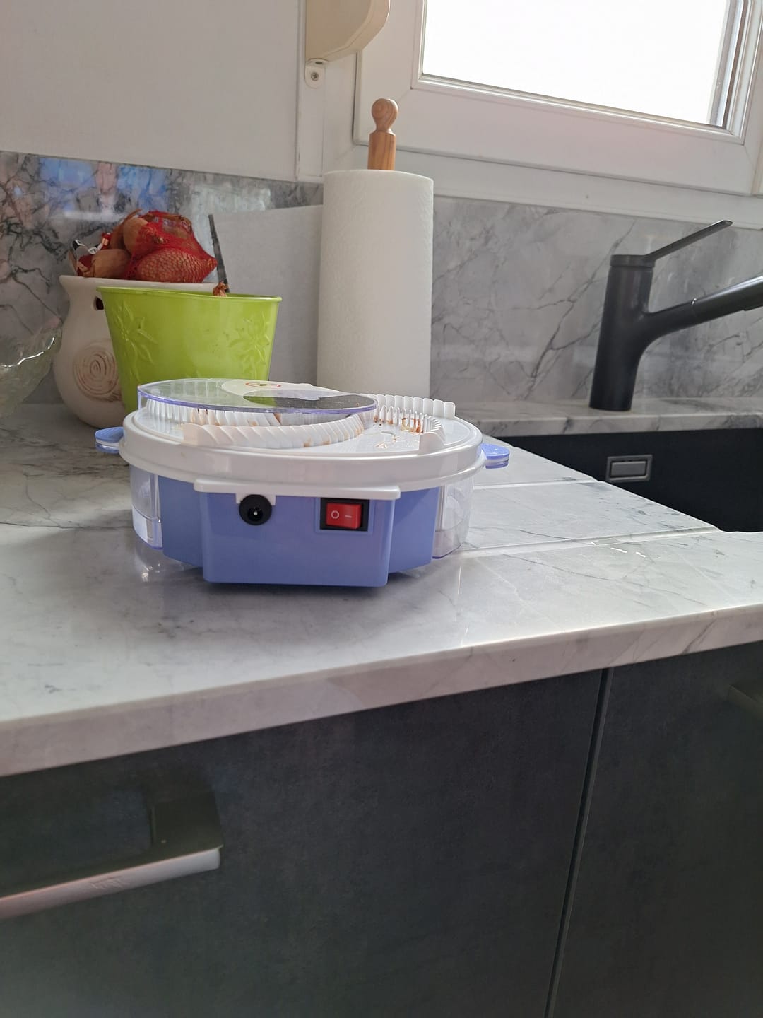 Customer photo review of EcoTrappe - Attrape-Mouche Électrique