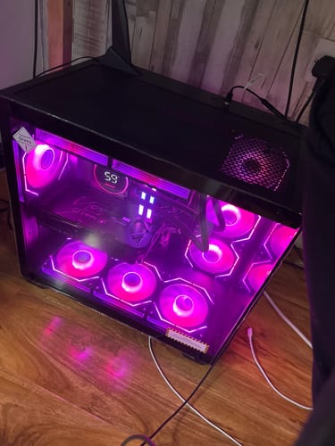 Customer photo review of NEMESIS 7 - Intel Core i5 14600KF 32GB DDR5 Nvidia GeForce RTX 5060Ti 8GB nzla-120ms