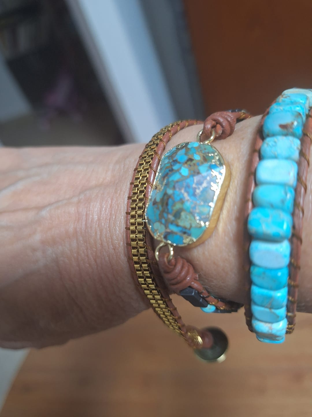 Customer photo review of צמיד ריפוי טורקיז וג'ספר