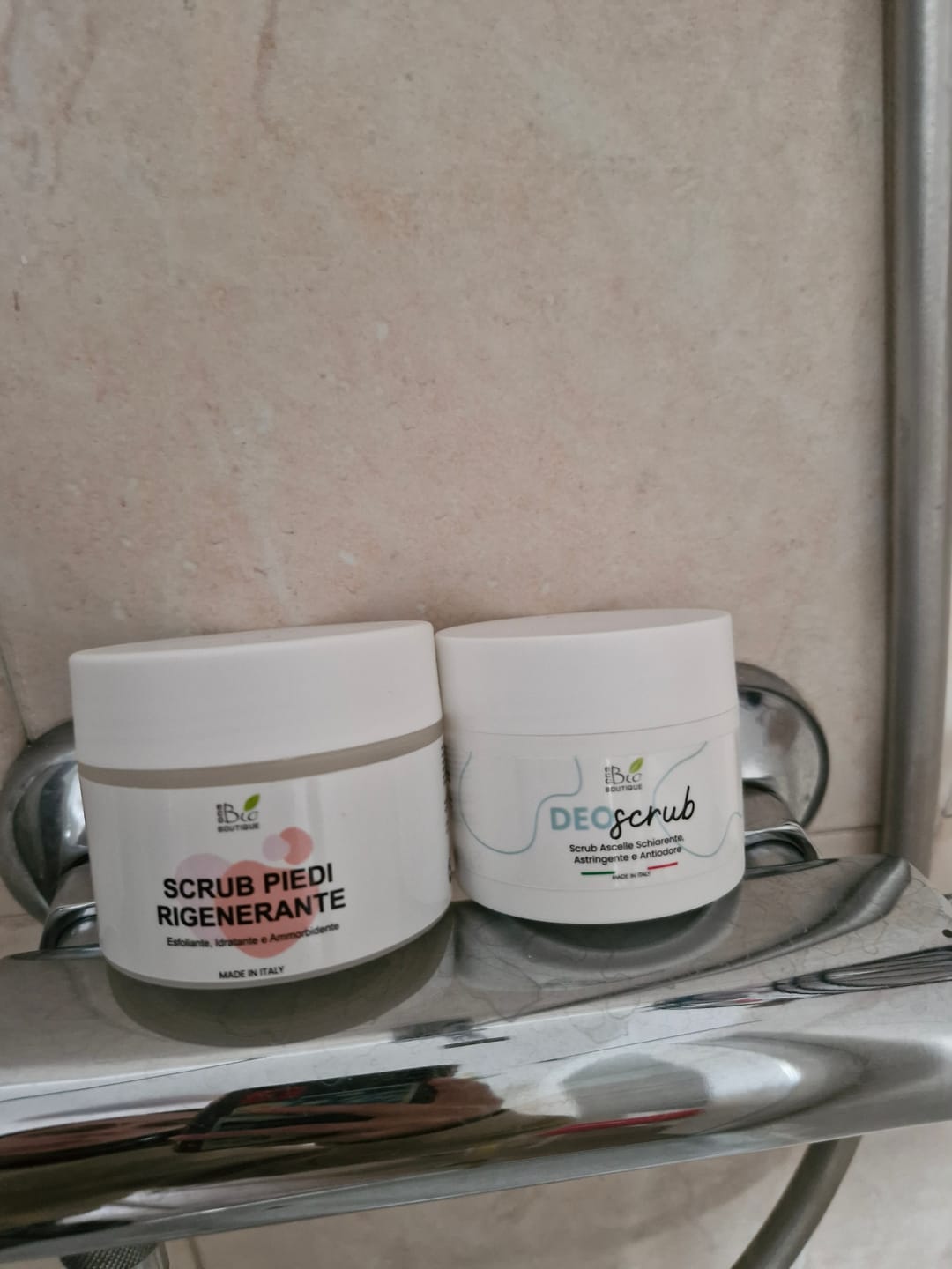 Customer photo review of Scrub Piedi Rigenerante