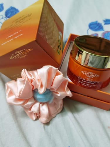 Customer photo review of Carrot Therapy Multi Correct Cream