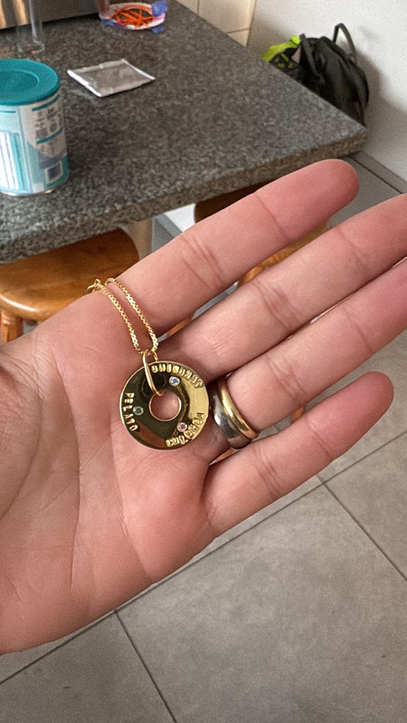 Customer photo review of Collar De Plata Enchapado en Oro Perzonalizable y Circón - Leonor