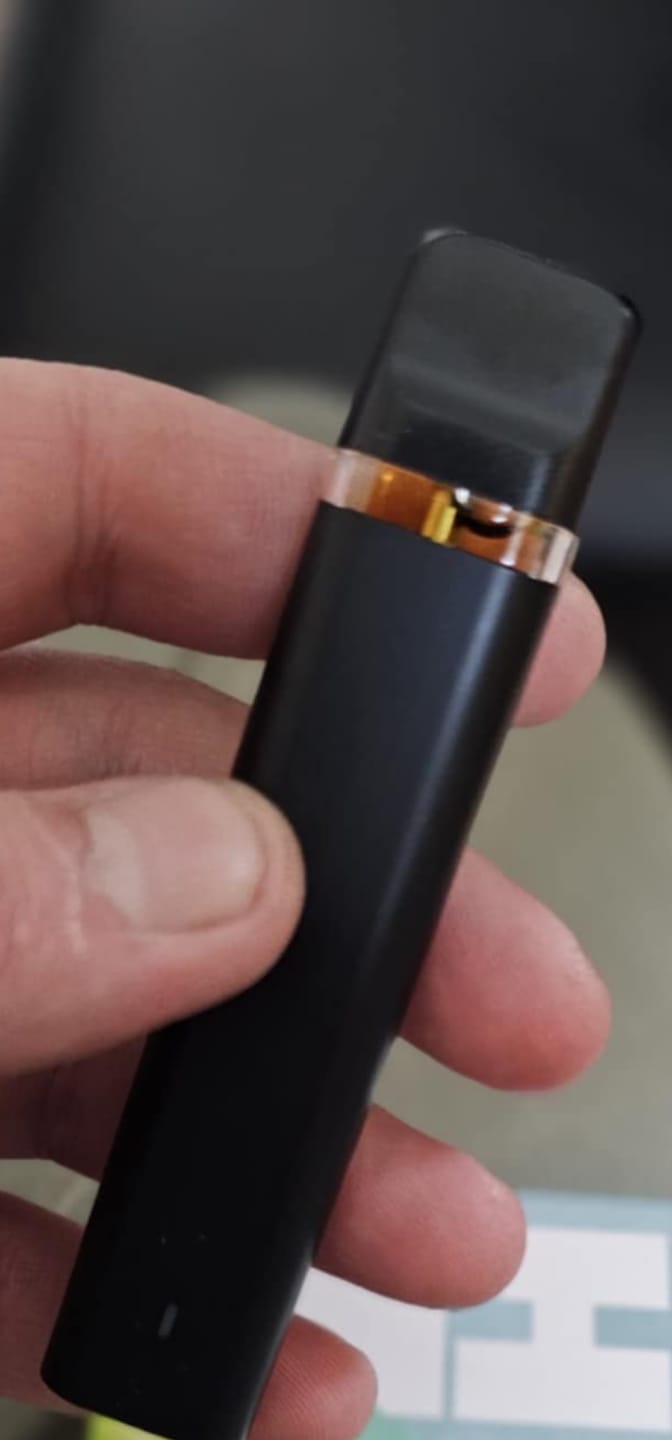 Customer photo review of HHZ Vape Pen 95% - Blueberry