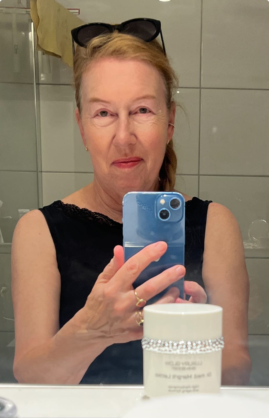 Customer photo review of Luxury Glow AntiAging-Creme