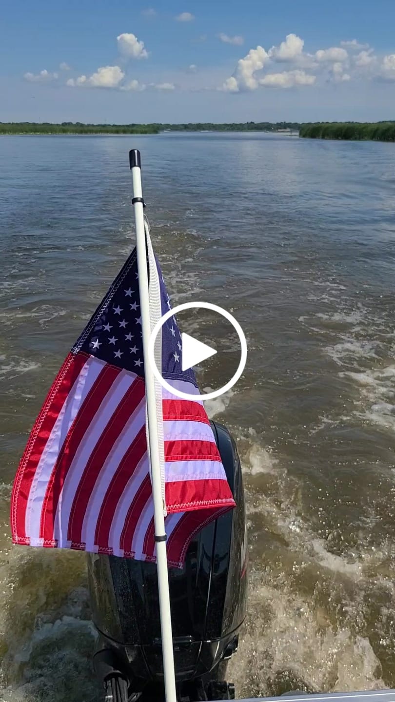 Customer video review of 16" x 24" Boat Flag Set