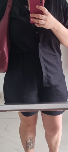 Julia S. review of Shorts Angico Preto image 1 out of 1