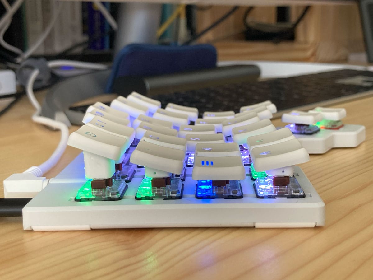 Customer photo review of Keycap Tilting Kit