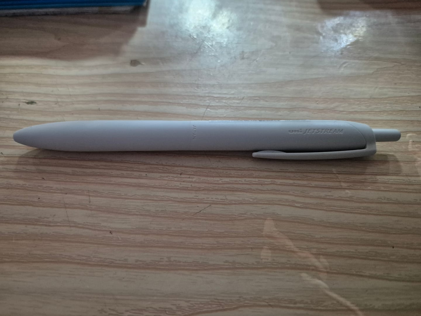 Customer photo review of Uni Jetstream - Bolígrafo Lite Touch Ink 0.5 mm