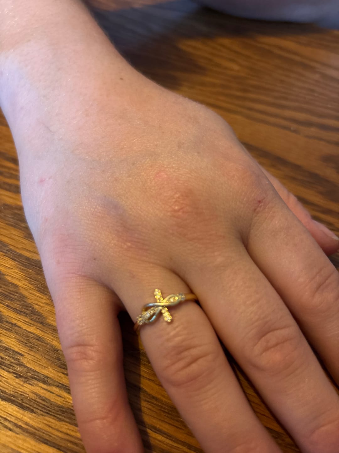 Customer photo review of Bague Croix Amour
