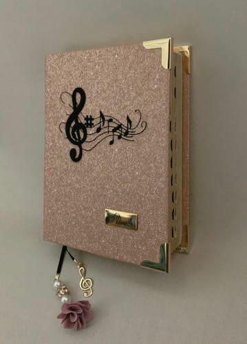 Customer photo review of SHINE GLITTER 0,8MM COM FUNDO SPUN COR ROSE