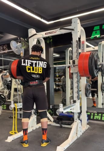 Customer photo review of SQUAT PRO S1 – Flat Sole Powerlifting Squat Shoes for Deep Stability |