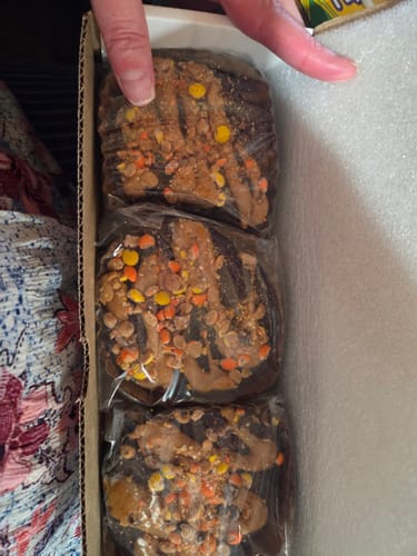 Customer photo review of The Classics - Peanut Butter Fudge Brownie Cups