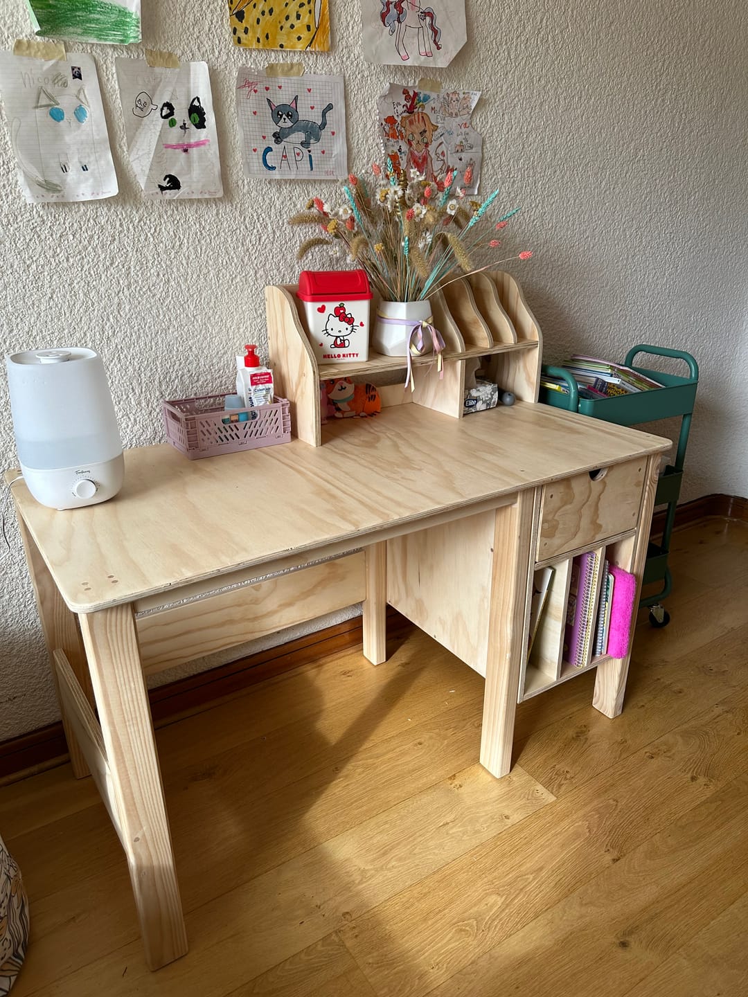 Customer photo review of Escritorio Matilde