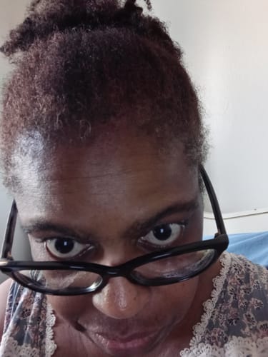 Customer photo review of Instant Dye Shampoo