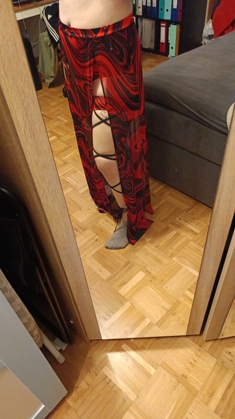 Customer photo review of Underground Angel Maxi Skirt Set