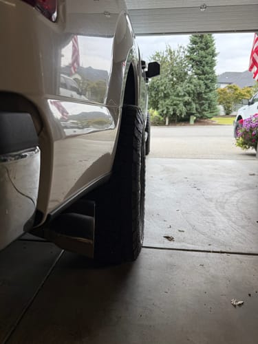 Customer photo review of 2 inches Wheel Spacers 6x135mm Hubcentric for 2015-2022 Ford F150 Expedition Lincoln Navigator