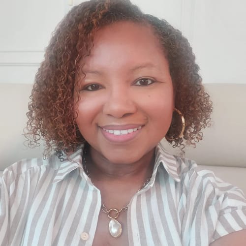 Customer photo review of The Editor Blouse