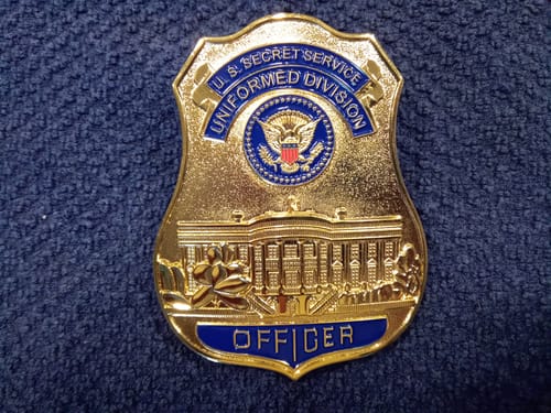Customer photo review of USSS UD U.S. Secret Service Uniformed Division Officer White House Police Badge