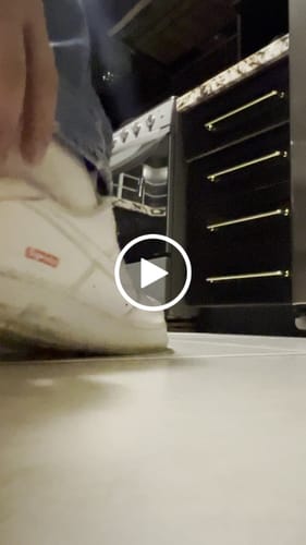Customer video review of Classic White