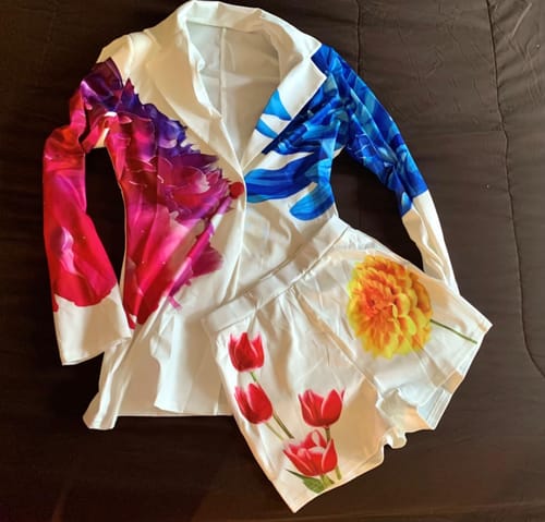 Customer photo review of Printed Blazer & Shorts Set
