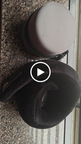 Customer video review of Frido Travel Neck Pillow