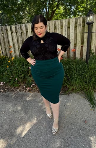 Customer photo review of Vamp Pencil Skirt in Hunter Green