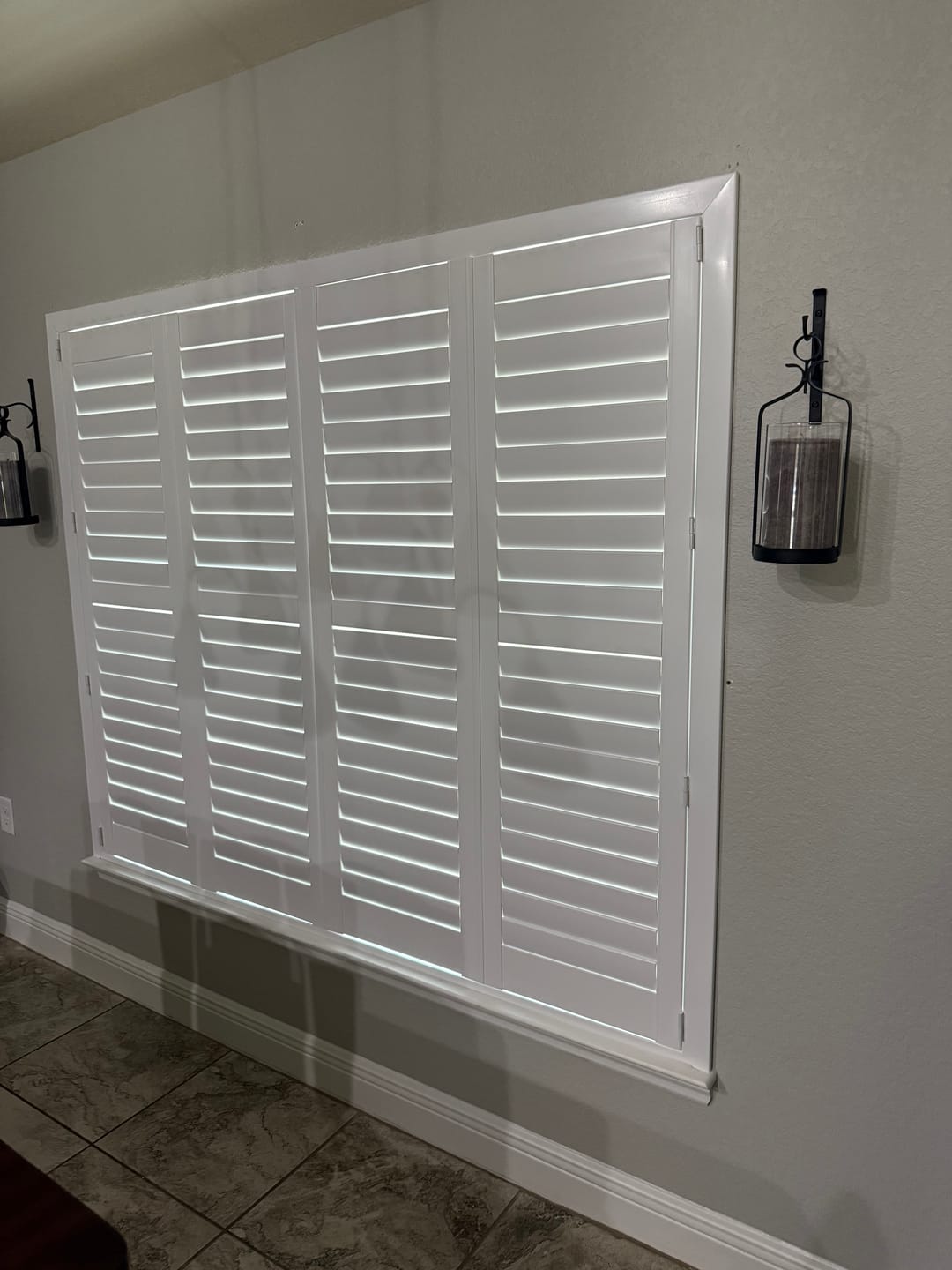 Customer photo review of Economy Polyresin Plantation Shutter