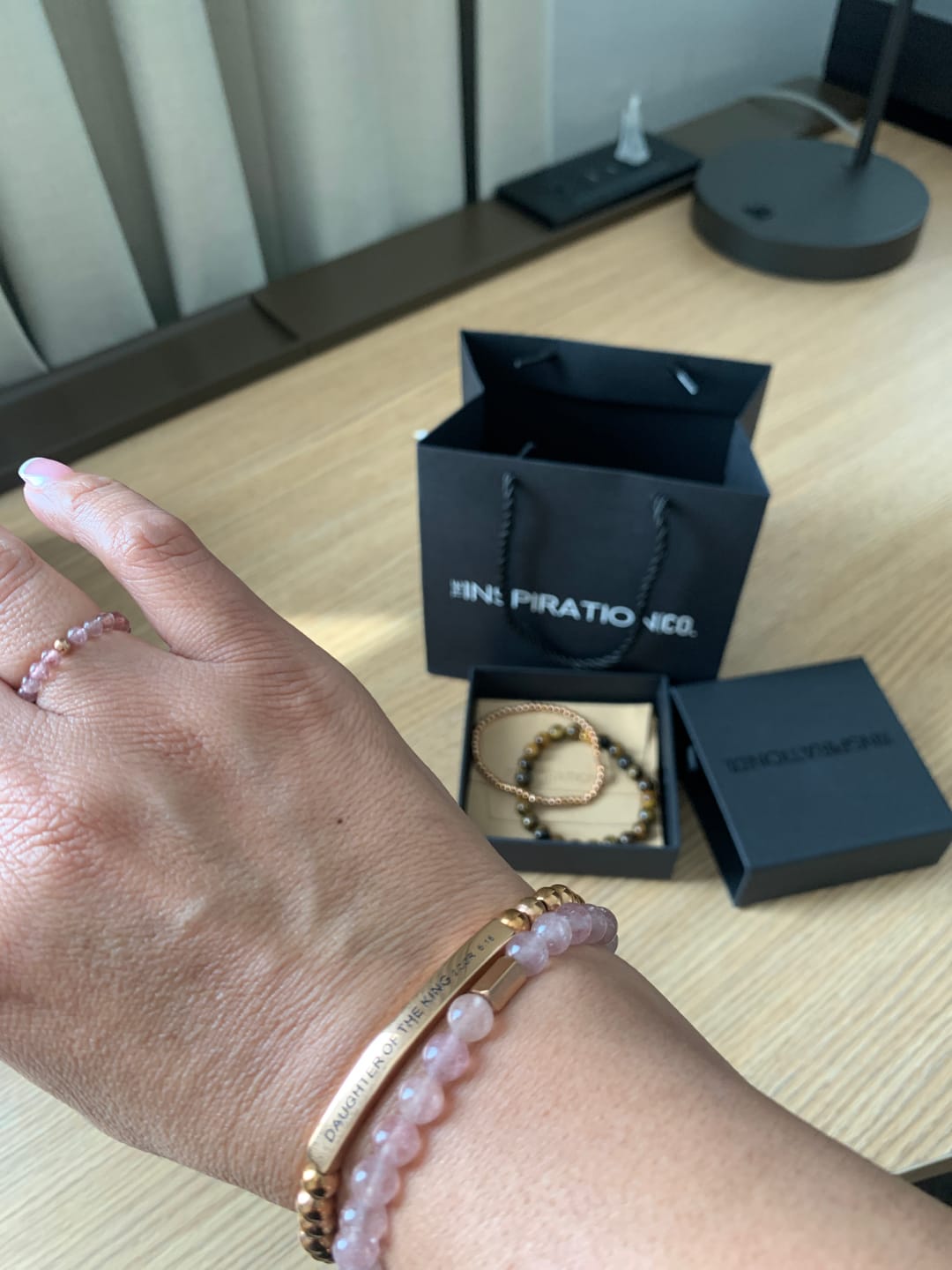 Customer photo review of BEACH PEARL - ACCENT BRACELET