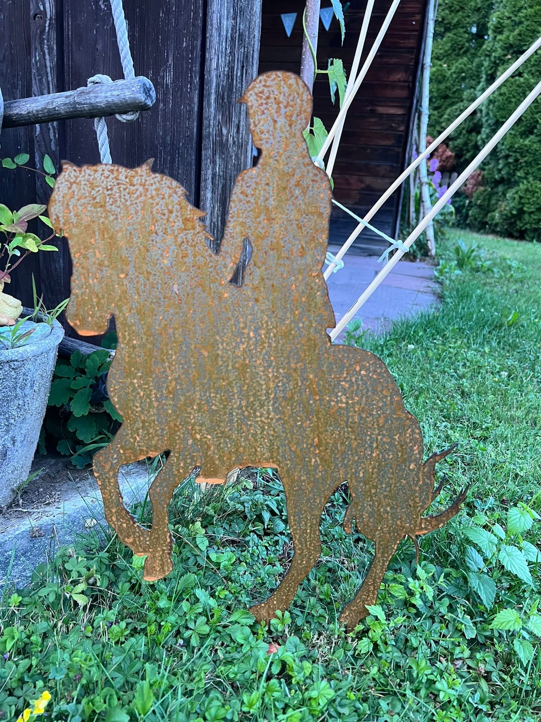 Customer photo review of Gartenstecker Reiterin