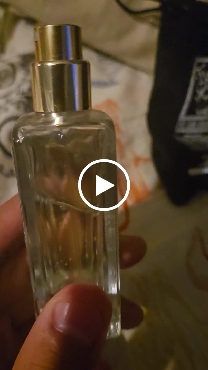 Customer video review of Melody