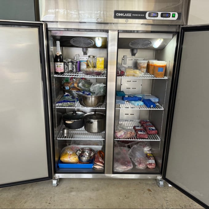Customer photo review of Coolake 48" W 36 Cu.ft 2 Door Commercial Refrigerator and Freezer Combo, Dual Temperature Zones