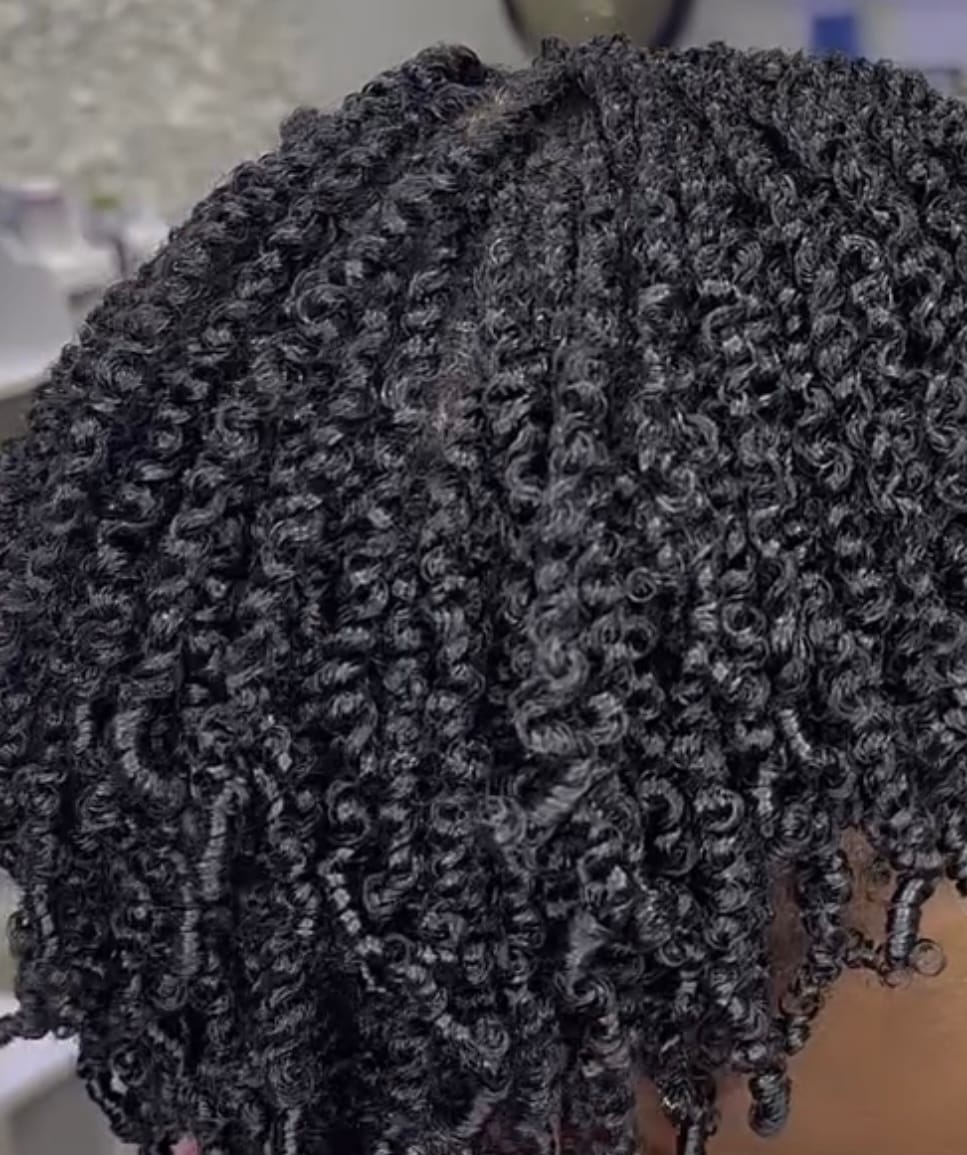 Customer photo review of 100% Natural Hair Growth / Thickening Oil