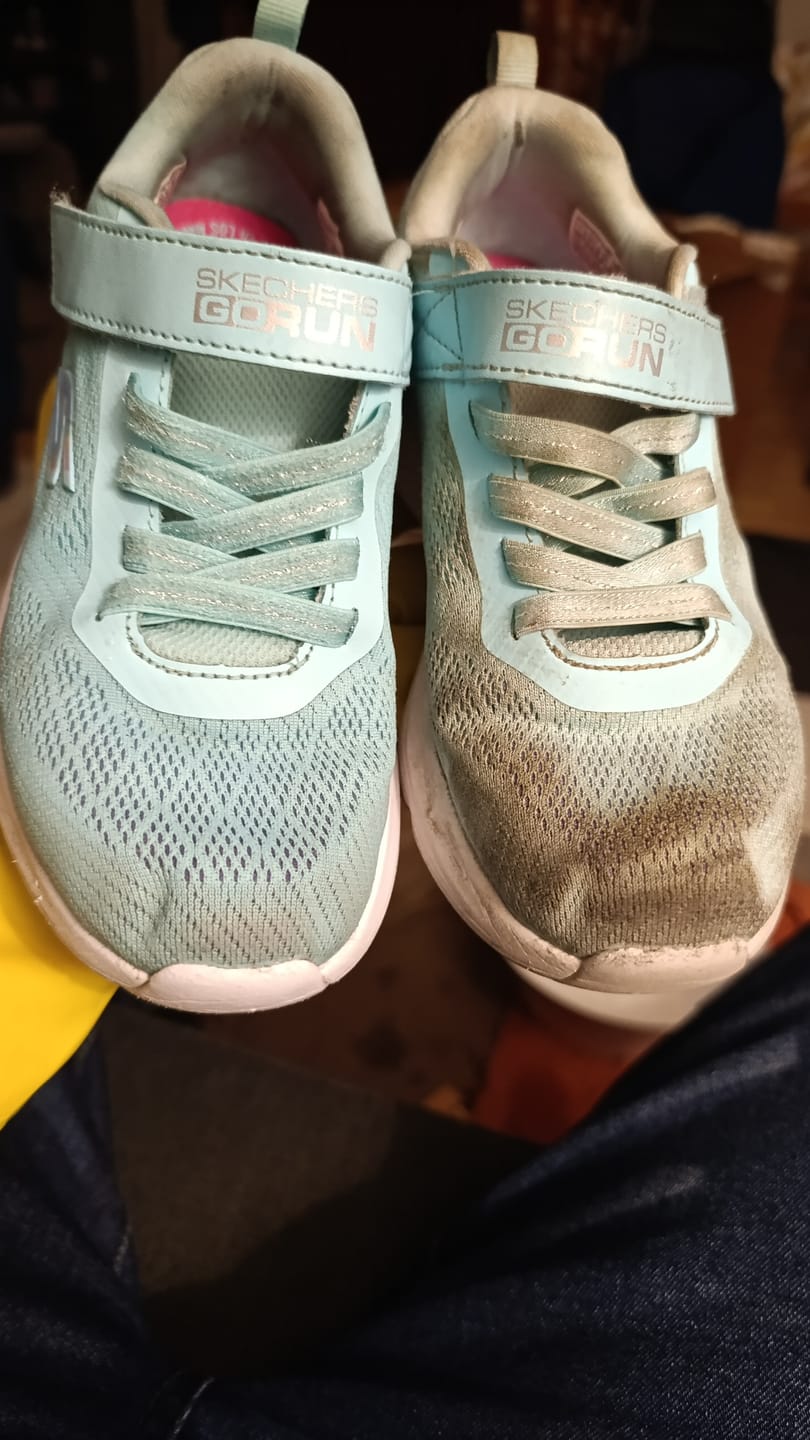 Customer photo review of Kit de Limpieza Profesional para Zapatillas