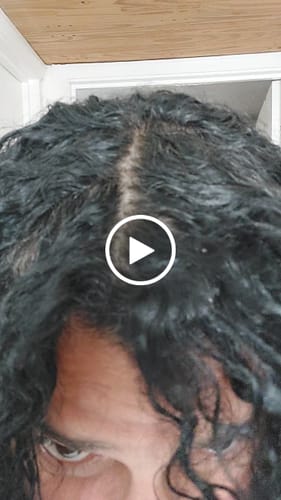 Customer video review of Instant Dye Shampoo