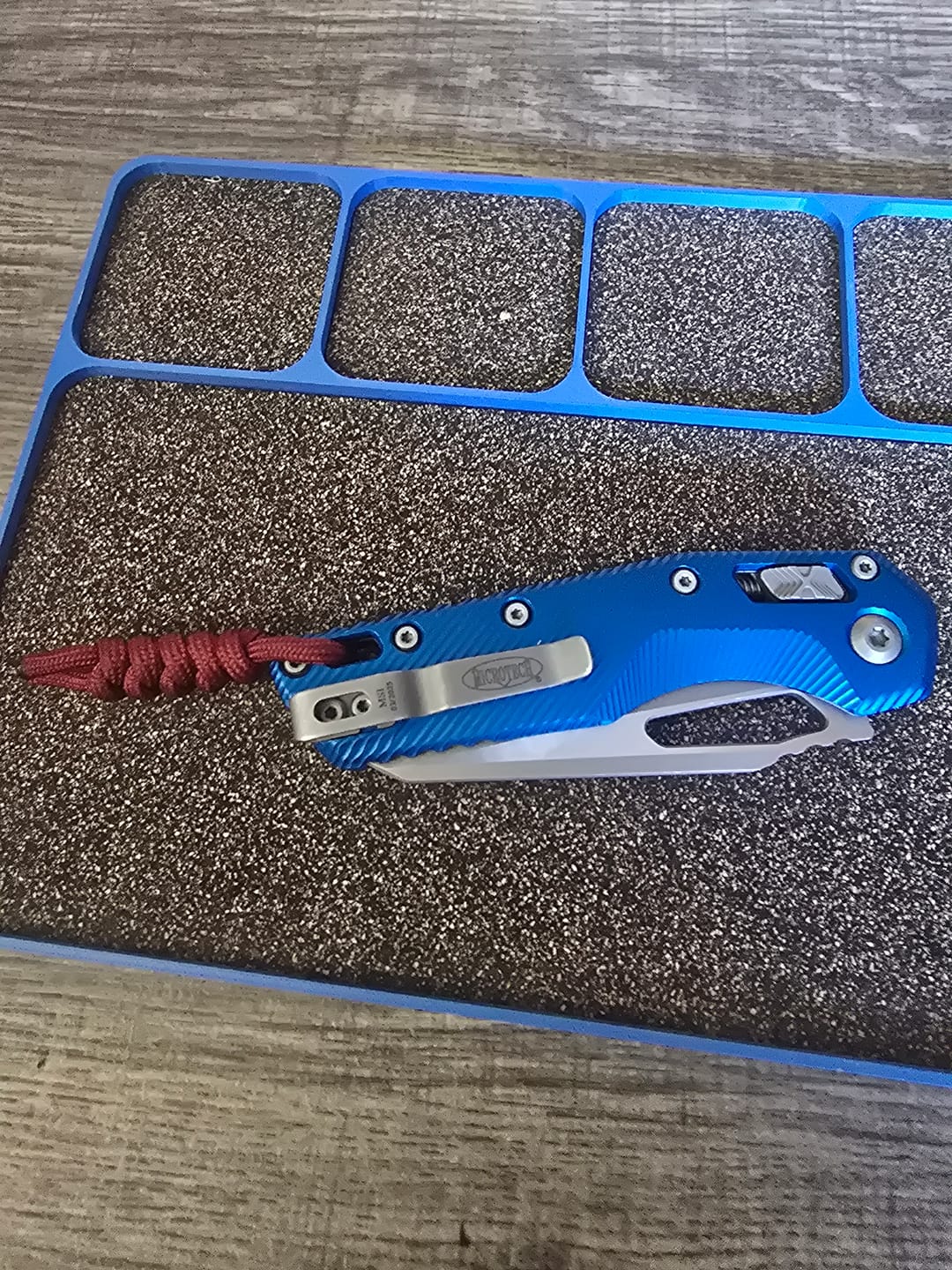 Customer photo review of Lone Star Knife Lanyard – Handmade Utility & Style