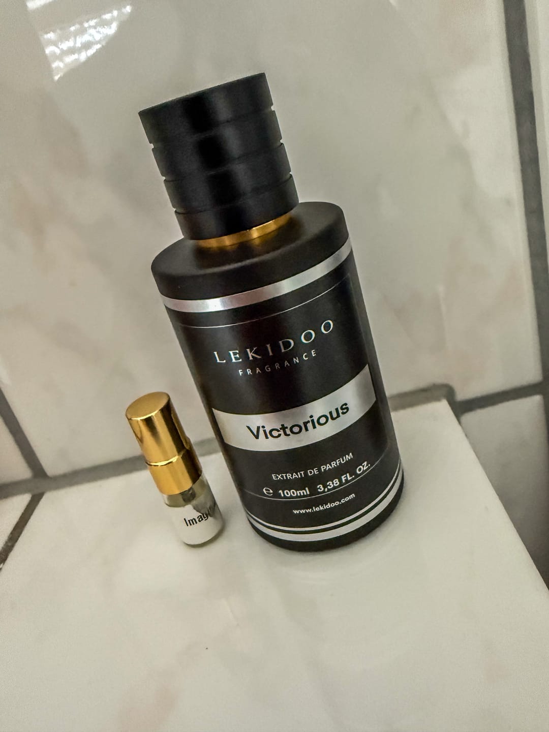 Customer photo review of Victorious