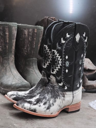 Customer photo review of Genuine Cowhide Boots - Square Toe