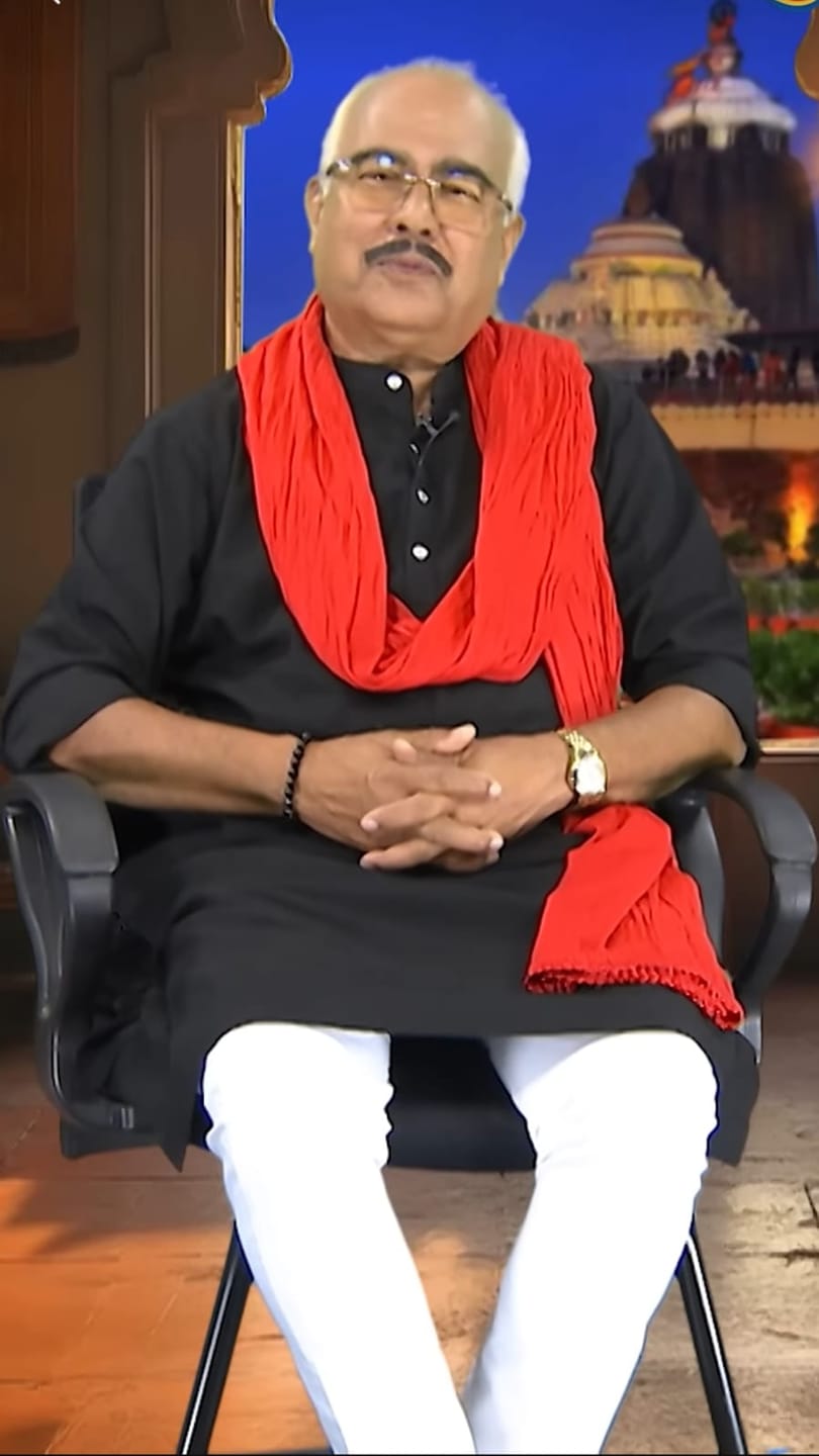 Customer photo review of Men Teal Airy Linen Long Kurta