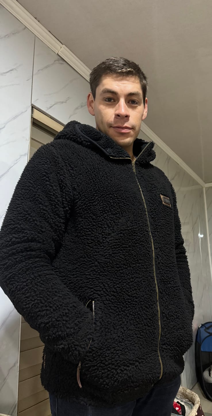 Customer photo review of Chaqueta Chiporro Hombre