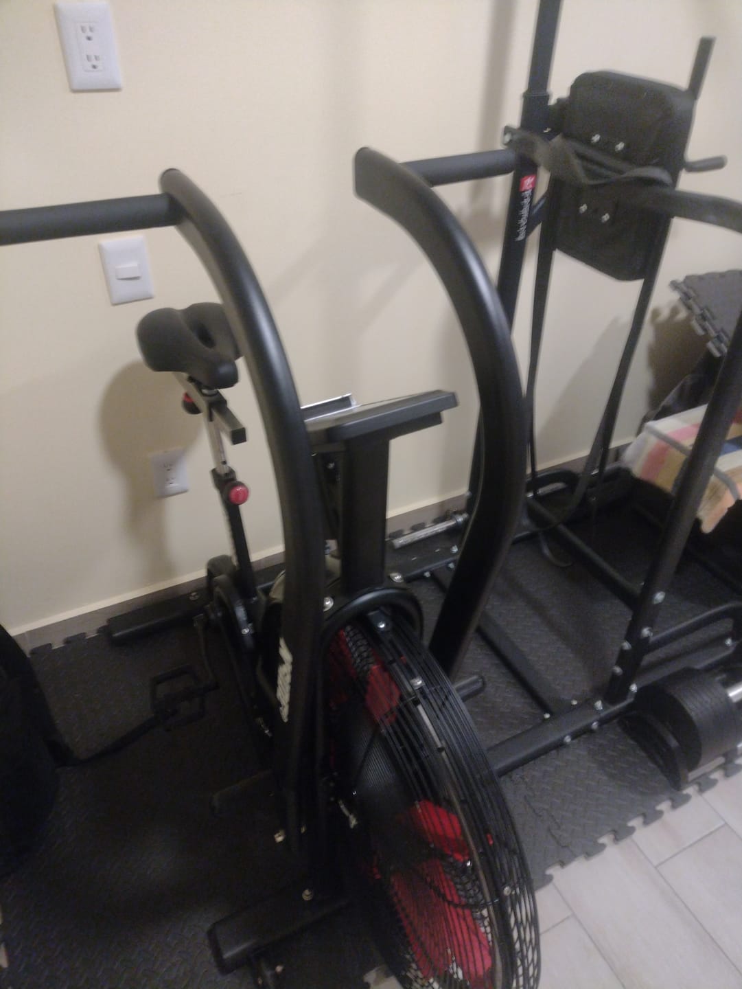Customer photo review of Air Bike ECHO IRONSIDE Combat