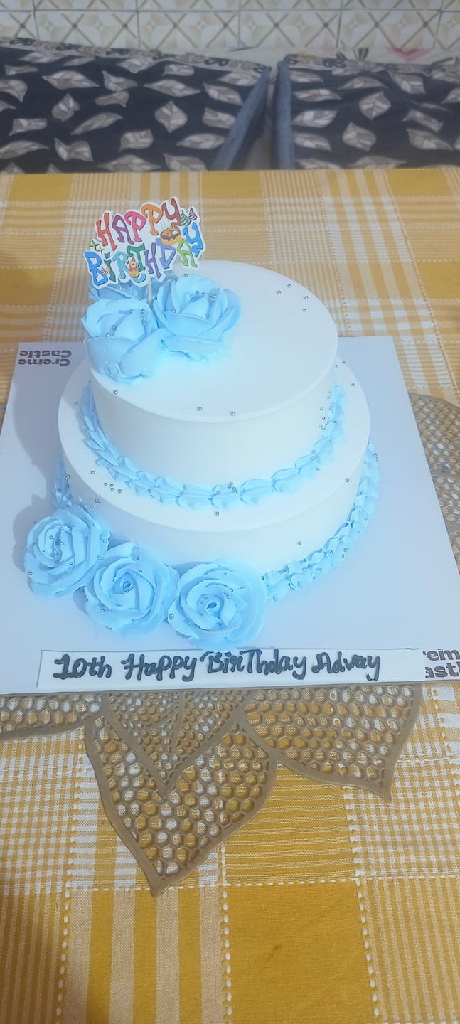 Customer photo review of Floral Custom Cake