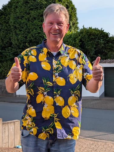Customer photo review of Men's Tropical Yellow Lemon Print Hawaiian Short Sleeve Shirt