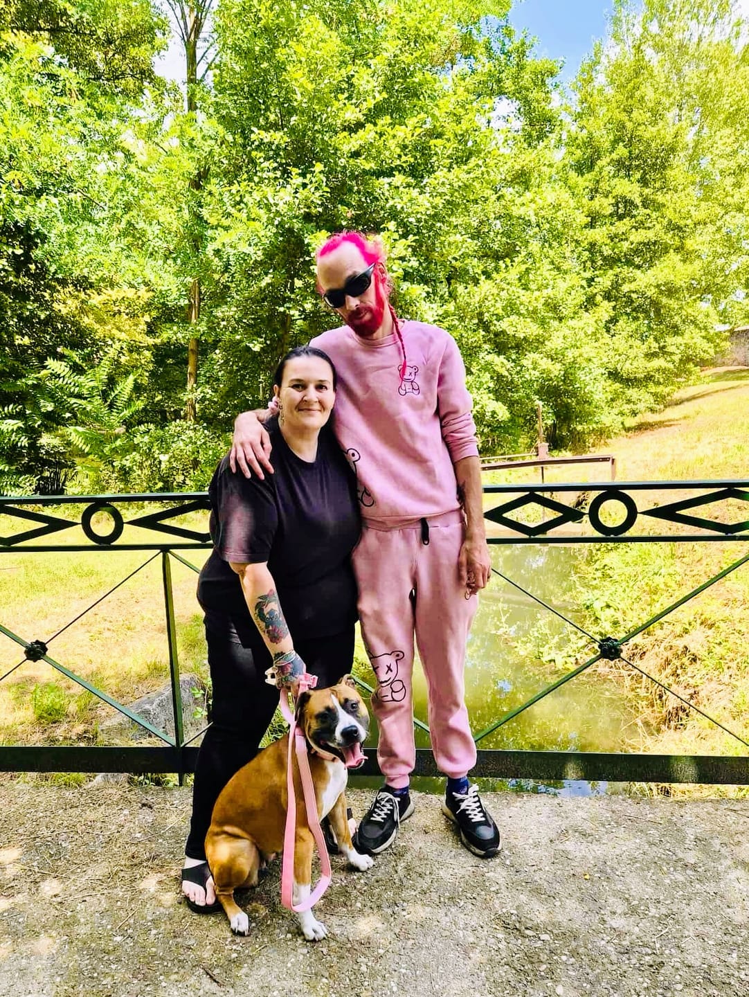Customer photo review of 1.4m Lighter Swivel Combat Lead | Anti-Tangle & Secure Clip - Pink x Pink