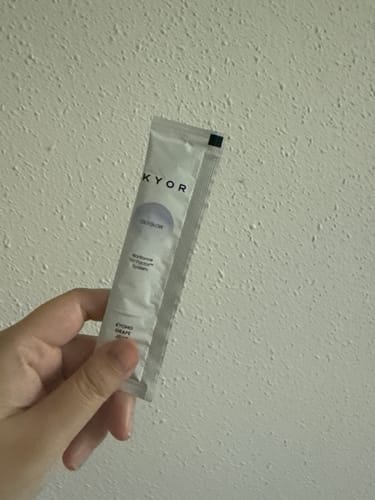 Customer photo review of OUTGLOW - Radiance Tri-Factor™ Jelly