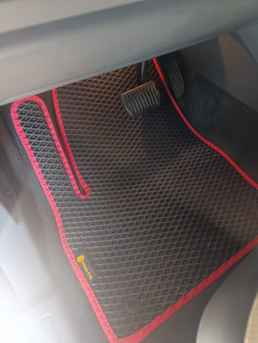 Customer photo review of Dywaniki samochodowe na zamówienie - Przód i tył