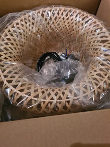 Customer photo review of Ampolleta Led Vintage 4W E27 Luz Calida Ahorro de Energia Pequeña