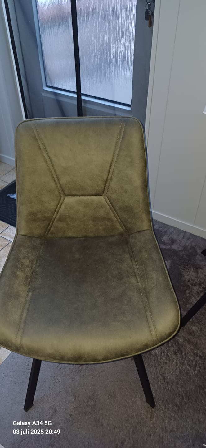 Customer photo review of Luna Stoel