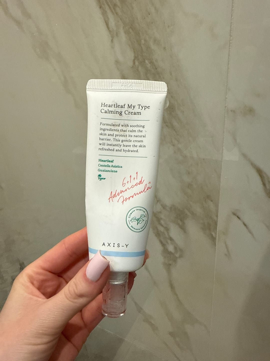 Customer photo review of Nomierinošs gelveida krēms Axis-Y Heartleaf My Type Calming Cream
